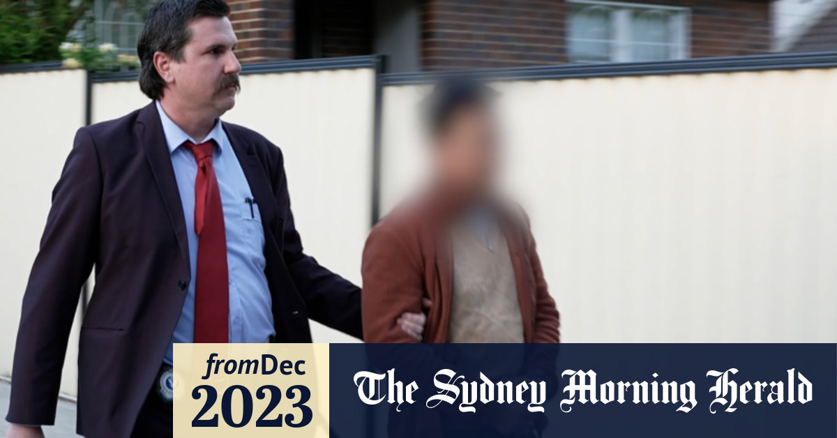 Video Real estate agent arrest